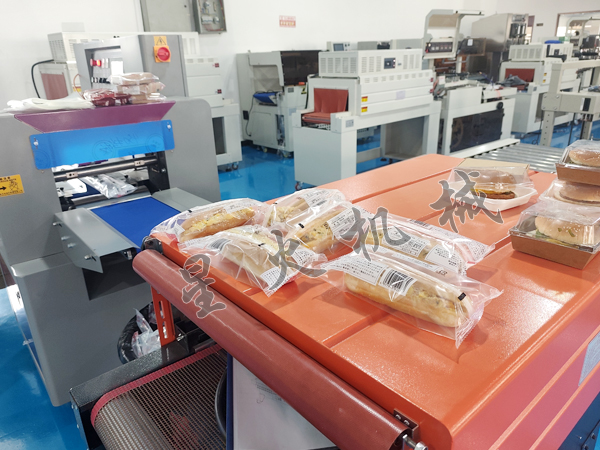 ���b����